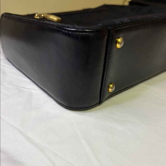 Vintage MCM Black Jacquard Logo Satchel – Gold Hardware – Rare Serial D2687 mini - Picture 7 of 16